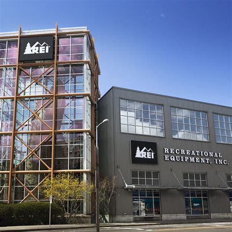 REI Seattle Flagship Store - Seattle, WA - Sporting Goods, Camping Gear