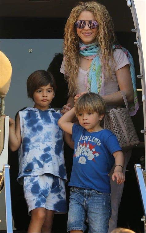 Shakira Kids Today - pic-fidgety