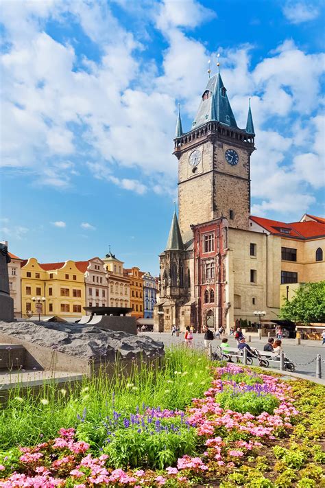 Old Town Square, Prague - Discover the Beauty of Czechia's Golden City