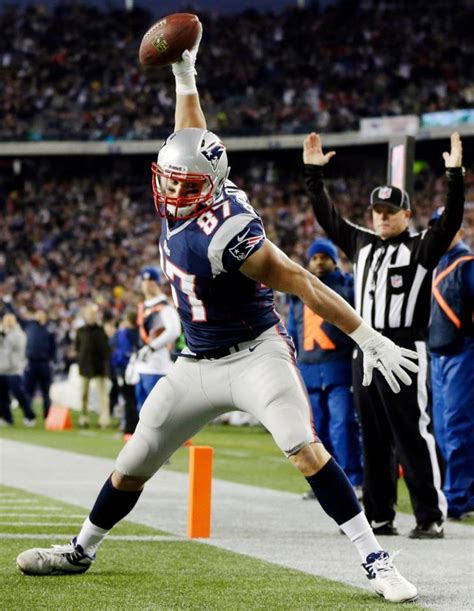 Pats spike Colts, 59-24. Can YOUR defense stop Gronk, Brady & Belichick ...