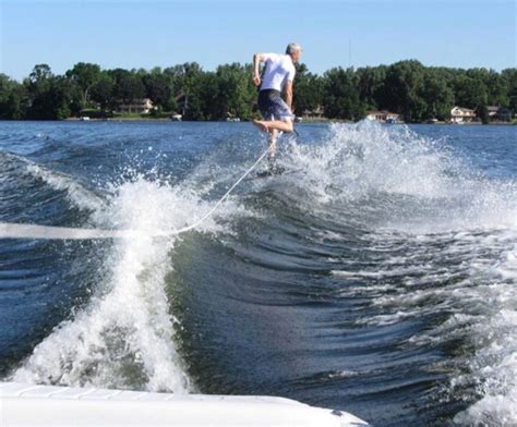 That’s Awesome! Our Favourite Water Skiing Tricks