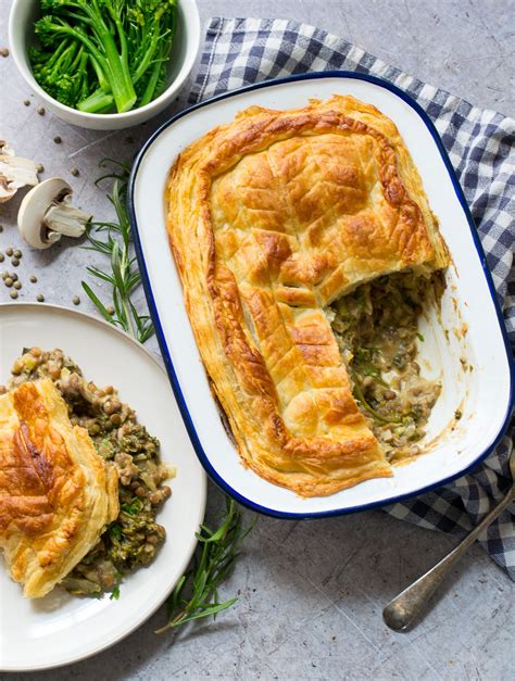 Vegan Puff Pastry Pie with Tenderstem and creamy lentils | The Veg Space