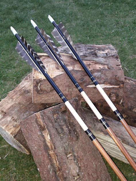 Traditional hand crested Custom Arrows, Made to Order. Features include ...