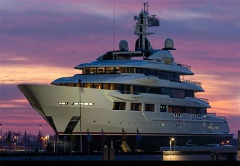 DREAMBOAT Yacht • Arthur Blank $180M Superyacht | Luxury yachts, Boats ...