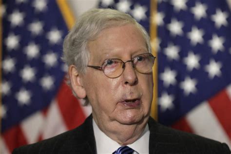 Mitch McConnell’s mysteriously bruised hands spark health questions ...