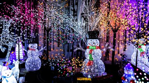 Five Christmas Light Shows In and Around Metro Manila