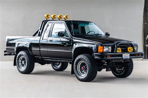 Auction Block: 1985 Toyota SR5 'Back to the Future' Pickup | HiConsumption