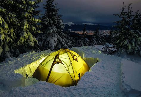 20 Tips for Camping in the Depths of Winter