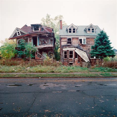 100 Abandoned Houses :: Behance