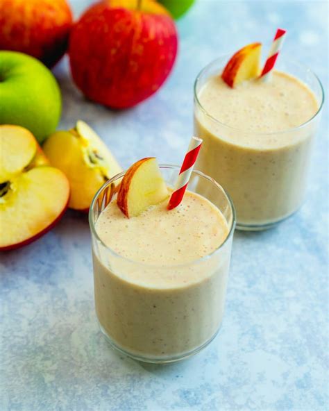 Apple Smoothie – A Couple Cooks