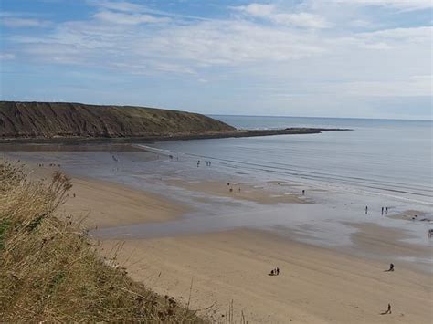 Filey Beach - 2020 All You Need to Know Before You Go (with Photos ...