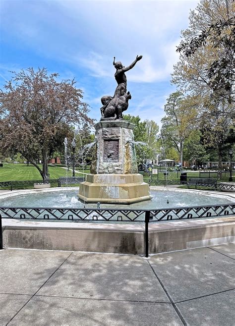 Champaign-Urbana Park Districts welcome summer with water fountains ...