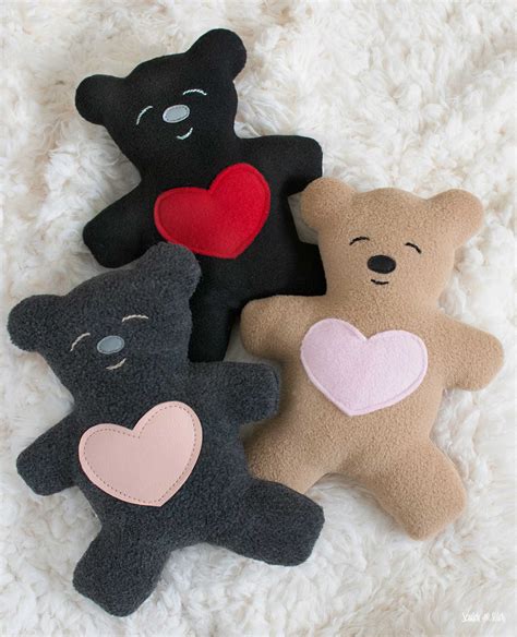 Teddy Bear Pattern | The Love Bear | Scratch and Stitch