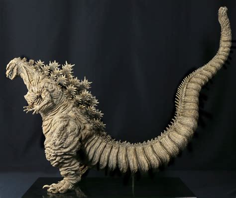 Godzilla figure based on Shin Godzilla CG model is stunningly detailed ...