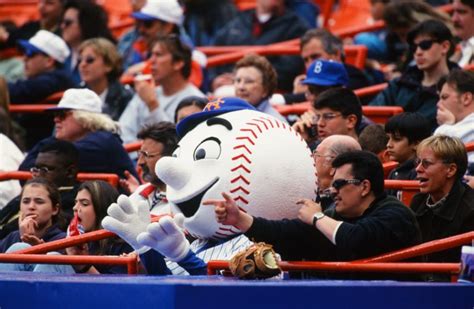 Mr. Met, the NY Mets Mascot - Mets History