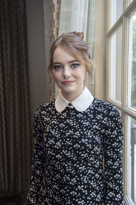 Emma Stone - "The Favourite" Press Conference in LA • CelebMafia