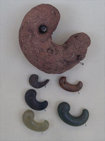 File:Magatama.jpg - Wikimedia Commons