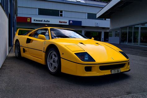 Yes, it's yellow! - Rare & Classic Italian#2 | Ferrari f40, Ferrari ...