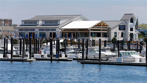 Marina Grille opens along Shark River in Belmar