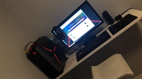 Alienware Aurora R5 Gaming setup. (Edit: Got a gaming chair) : r/gamingpc