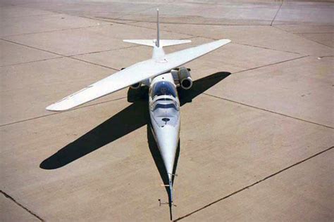 NASA AD-1 Oblique Wing Aircraft Might be Strangest-Looking Ever, Here ...