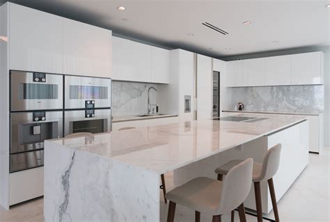 20+ Luxury White Marble Kitchen – DECOOMO