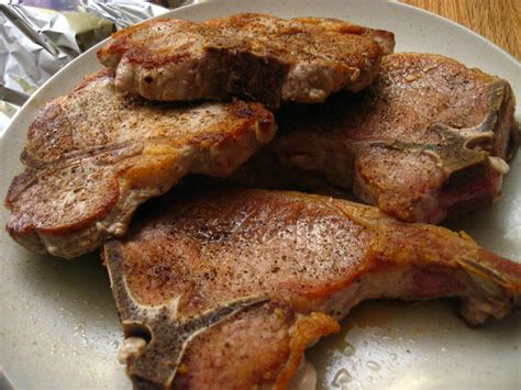 File:Pork chops 167541218.jpg - Wikimedia Commons