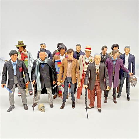 DOCTOR WHO FIGURES , rare variants of the doctor . 5" range . multi ...