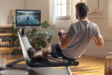 Hydrow Magnetic Rowing Machine Simulates Iconic Rows Worldwide