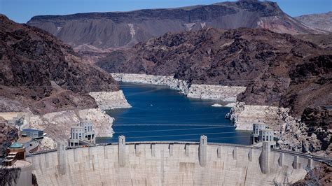 Lake Mead at Hoover Dam reaches lowest water level since its creation ...