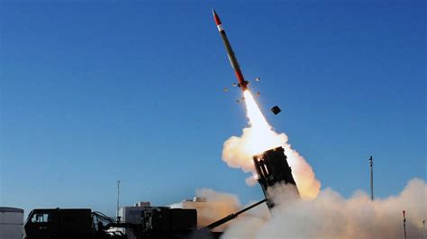 How Patriot Missiles Work | HowStuffWorks