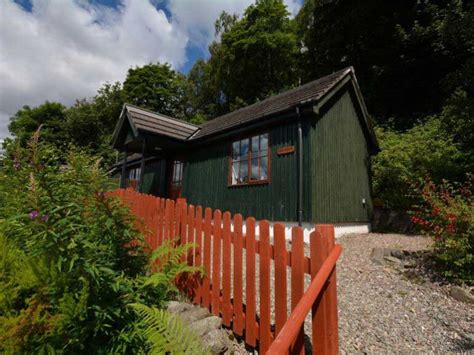 Luxury Dog Friendly Log Cabins in Scotland (15 Best Lodges)