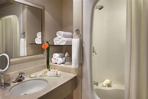 White Oaks Resort & Spa Niagara-on-the-Lake, Ontario, CA - Reservations.com