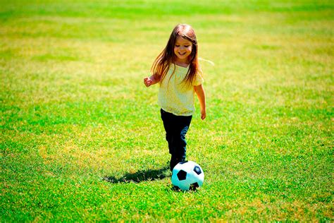 List of Best Outdoor Playground Games For Kids - Picnic Tables for Parks