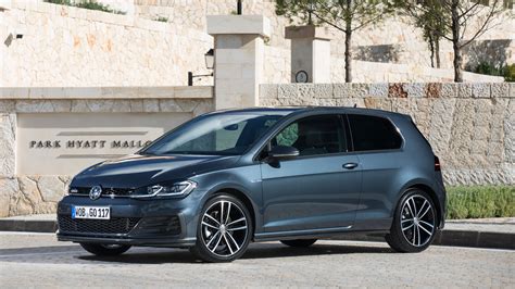 VW Golf GTD review: updated diesel GTI driven (2017-2018) | Top Gear