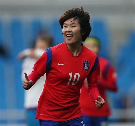 Ji So-yun named PFA Women’s Players' Player of the Year 2015