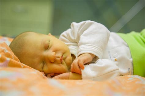 Jaundice In Babies - When Should Parents Worry?