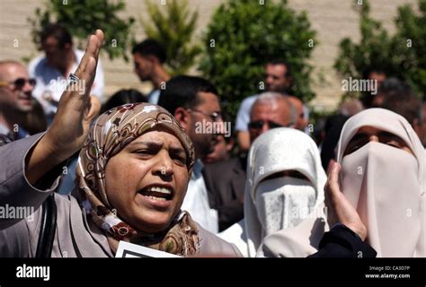 Ramallah, West Bank, Palestinian Territory - Relatives react as they ...