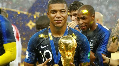 WM 2018: Weltmeister mit 19 – Mbappé holt gleich zwei Titel