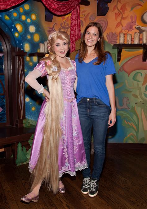 Mandy Moore Visits Rapunzel at Disneyland Park « Disney Parks Blog