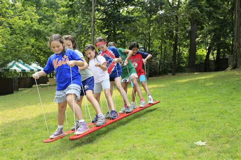 Elmwood Day Camp offers team building activities for kids