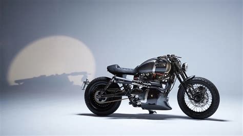 Custom Eye Candy: A Futuristic Bonneville Cafe Racer - webBikeWorld