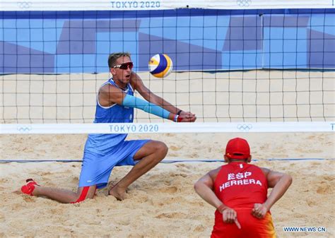 Olympic Beach Volleyball : Xq42vtzcrwcrim - Kelly claes, right, of the ...