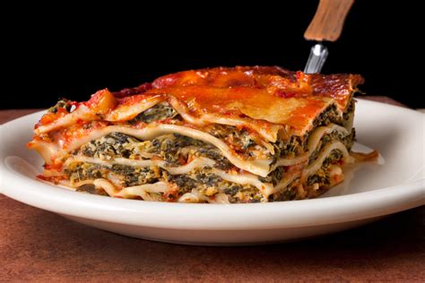 Easy Spinach Lasagna Recipe - Chowhound