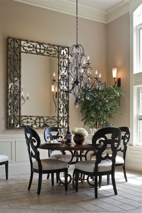 Wall Decor Ideas For Small Dining Room