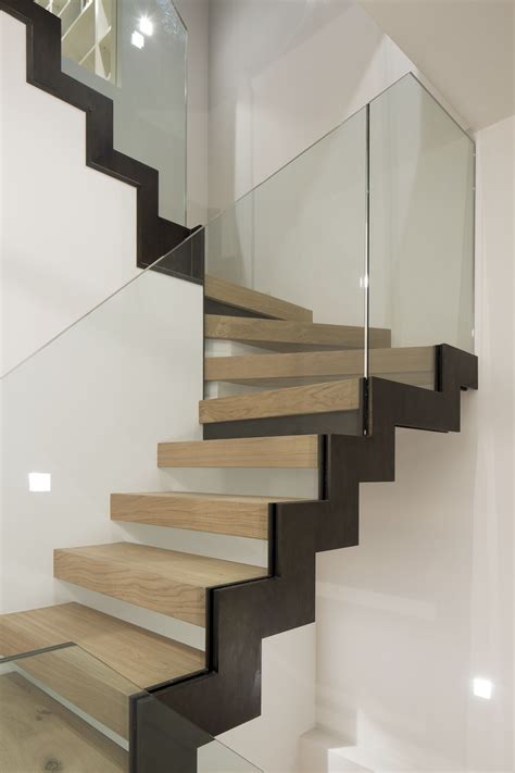 Zig zag stair, bronze stringer, oak treads, glass balustrade www ...