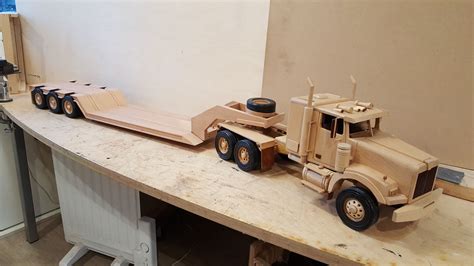 How To Build A Wooden Toy Truck - Wooden Home