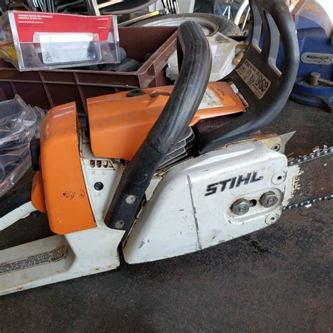 STIHL MS260 GAS CHAINSAW TESTED AND WORKING