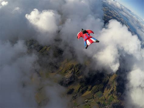 Learn About the Extreme Sport Wingsuit Flying | Winch And Pulley