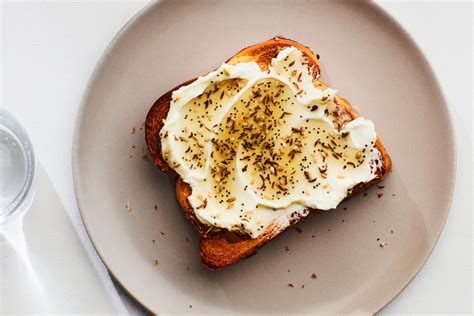 How to Make Seeded Honey and Use It in Daily Cooking | Epicurious ...